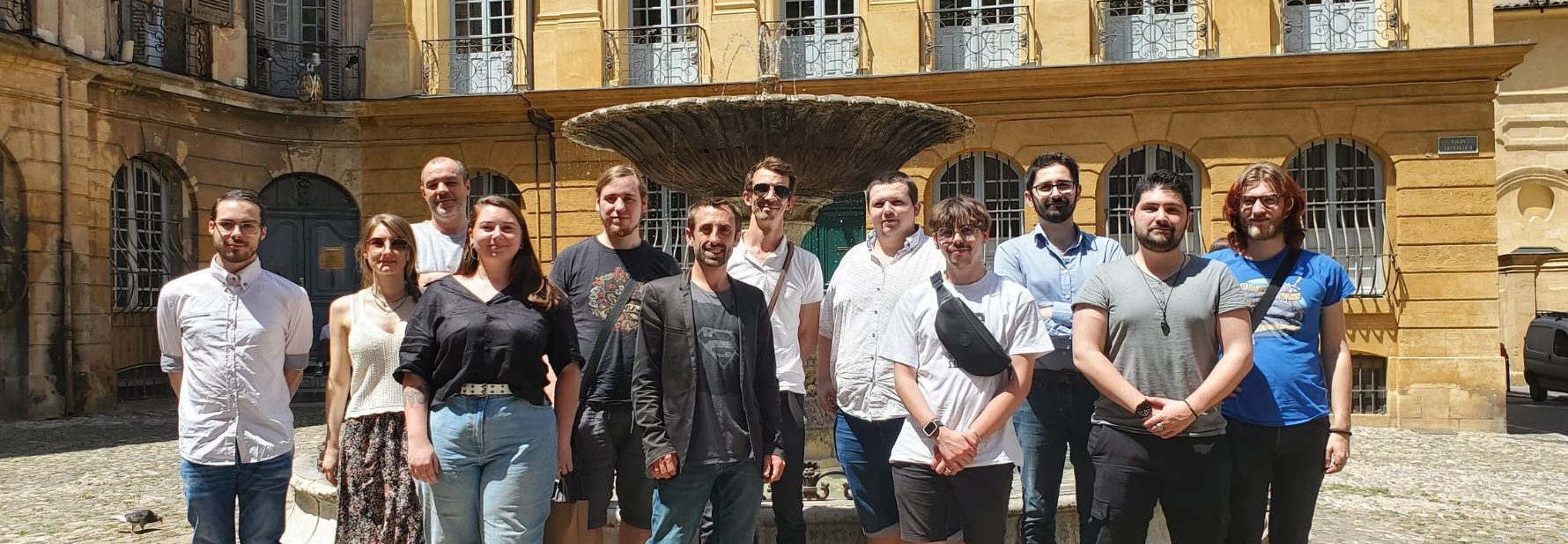 Virtuallyz gaming team picture